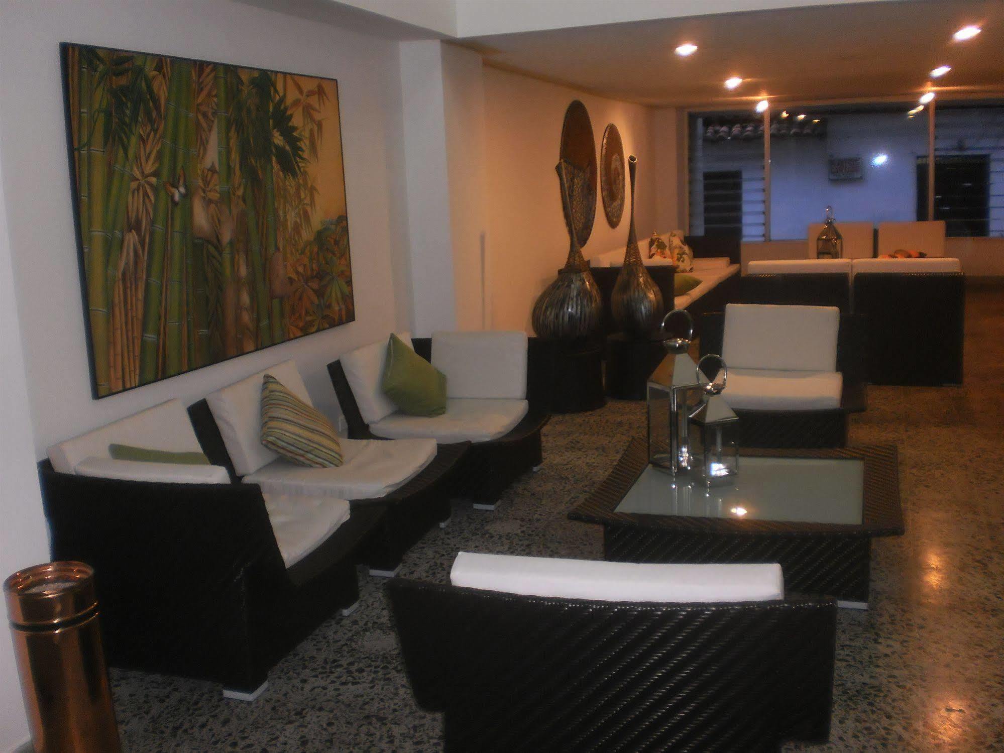 Hotel Don Gregorio Cartago Eksteriør billede